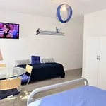 De La Biron 3* Saint-Ouen (Seine-Saint-Denis)