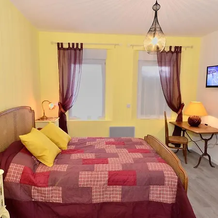 De La Biron Hotel 3*